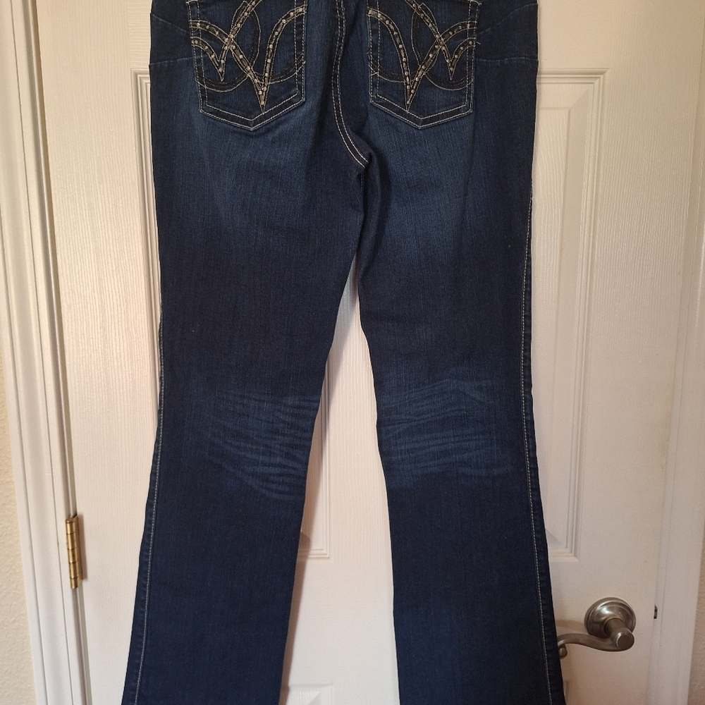 Wrangler Q baby Dark Blue Women’s Bootcut Jeans Size 11/12